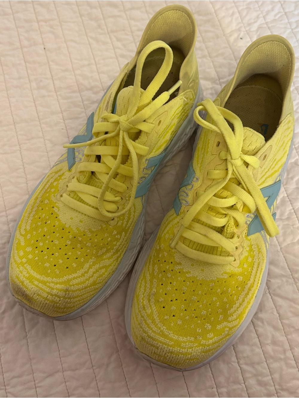 New Balance Fresh Foam 1080 Yellow Running Sneakers, good used condition